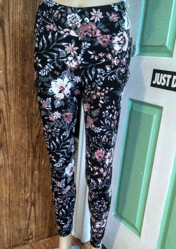 Black Floral Print Leggings.